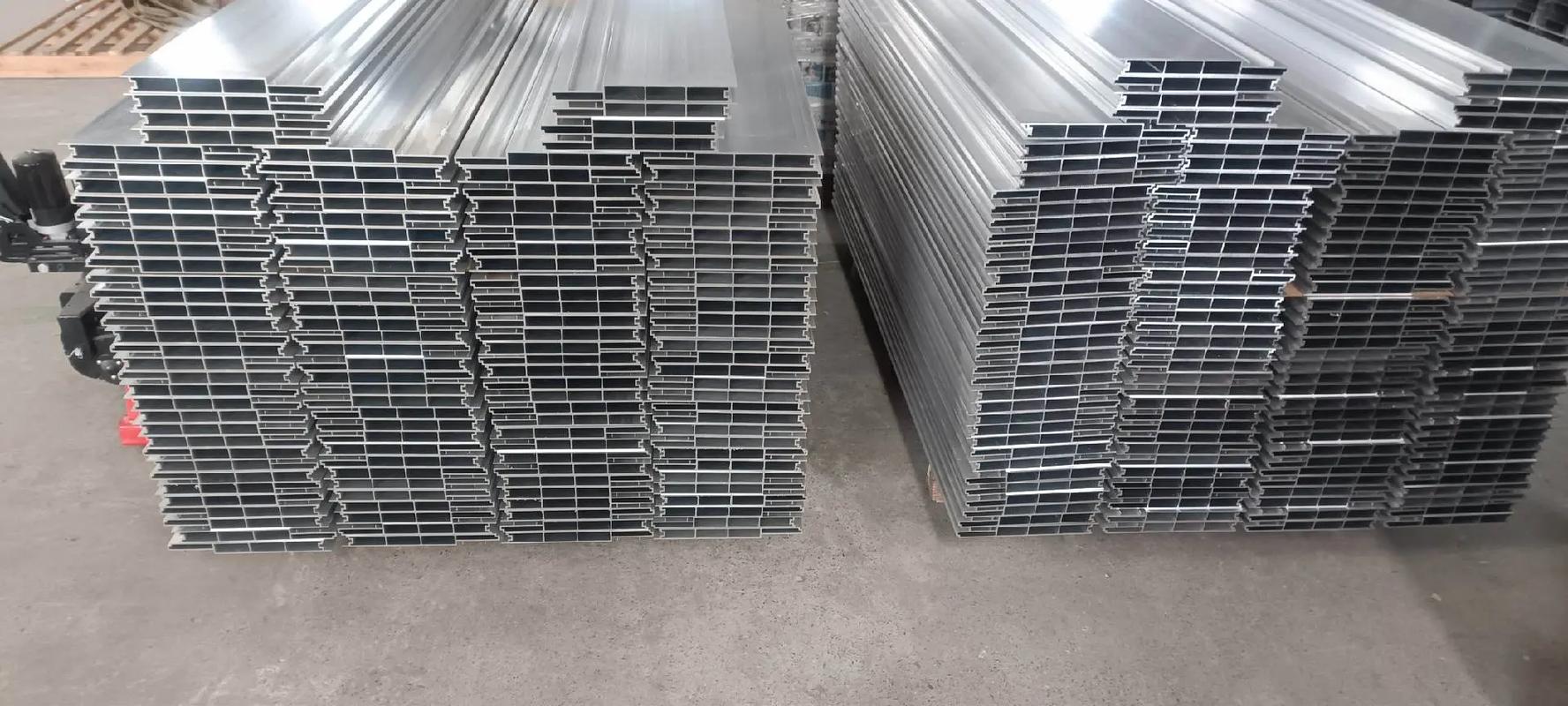 Sepuluh menit kanggo sampeyan maca lan ngerti primer ekstrim ekstrimum aluminium
